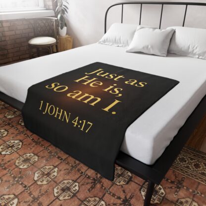 Inspirational Plush Fleece Blanket: Comforting Bible Verse Gift, Cozy Home Decor, Faithful Reminders, Perfect for Gifting, Religious Comfort - Image 4